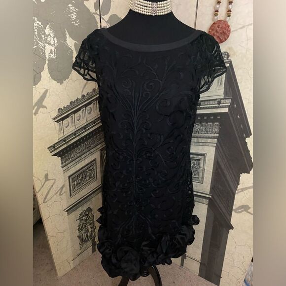 Spectacular dress by Guess in size 14 - Picture 1 of 2